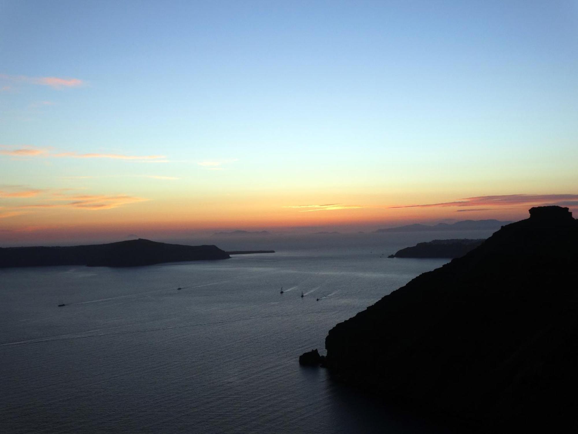 Yposkafo Suites - Villa - Santorini Fira  Esterno foto