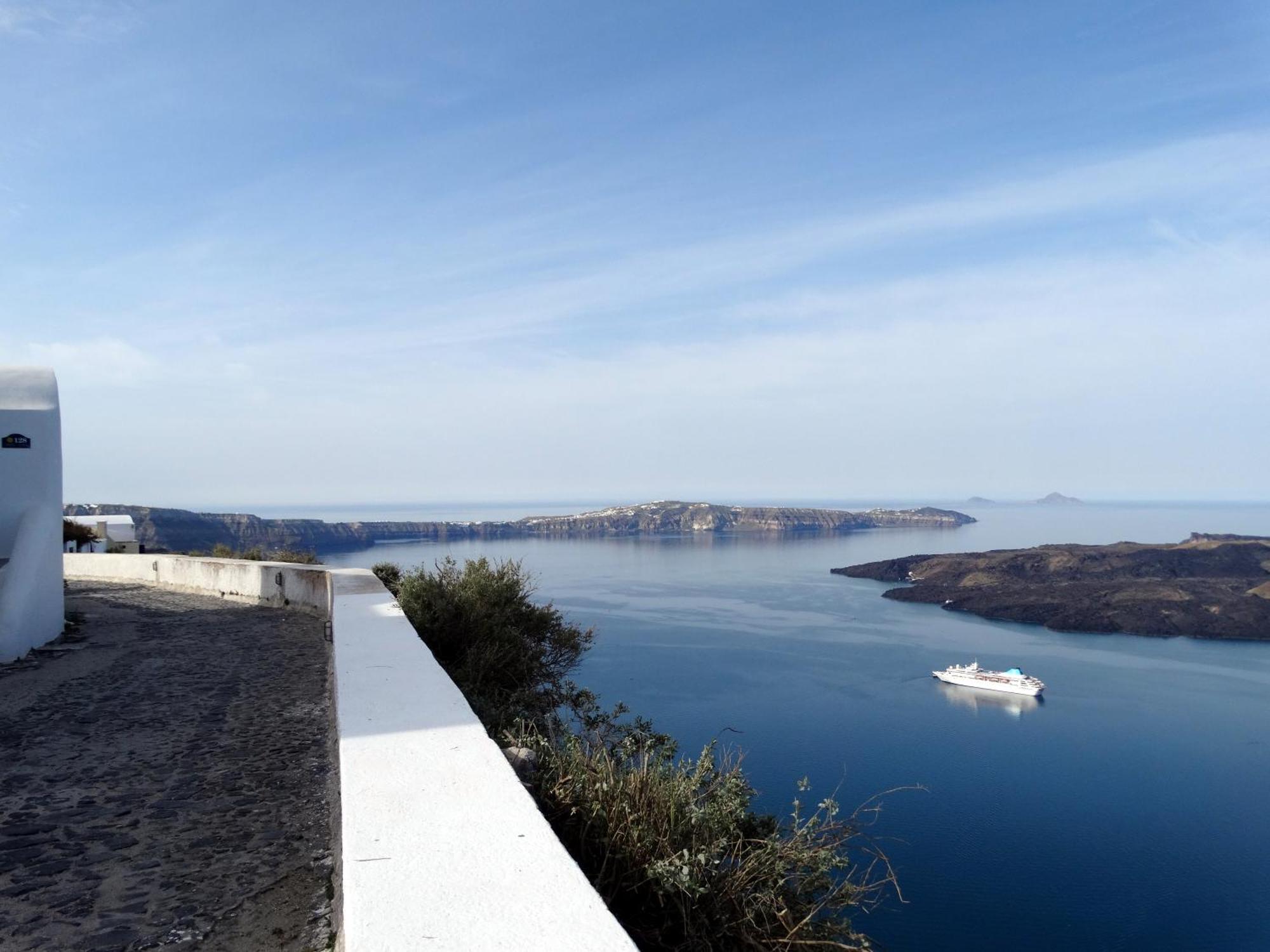 Yposkafo Suites - Villa - Santorini Fira  Esterno foto